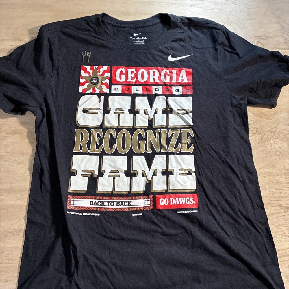Georgia Bulldogs T-Shirt Mens Size M Black Locker Room Nike Game Recognize Fame
